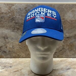 New York Rangers Fitted Hat Men's Size S/M Reebok Center Ice
Collection New Blue